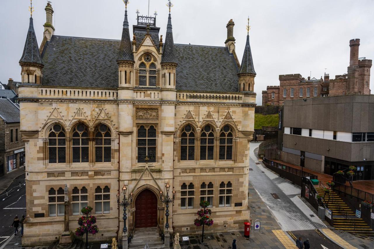 Inverness City Suites Extérieur photo