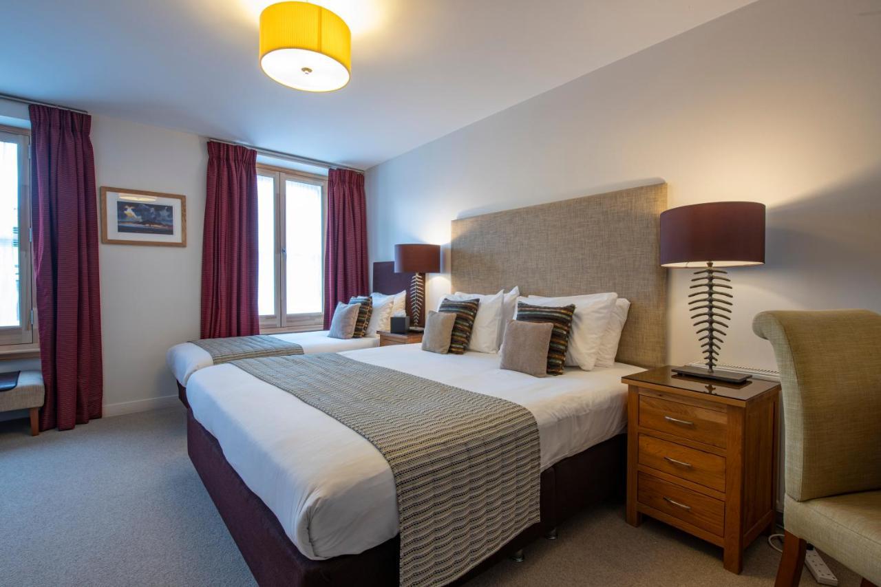 Inverness City Suites Extérieur photo